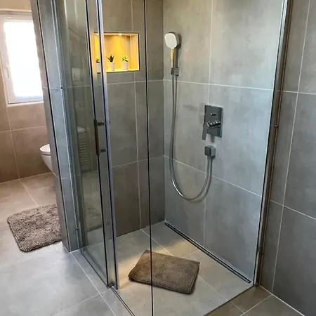 Lidu-jene * Eislingen/Fils